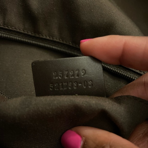 Authentic Gucci tote bag - Picture 9 of 17